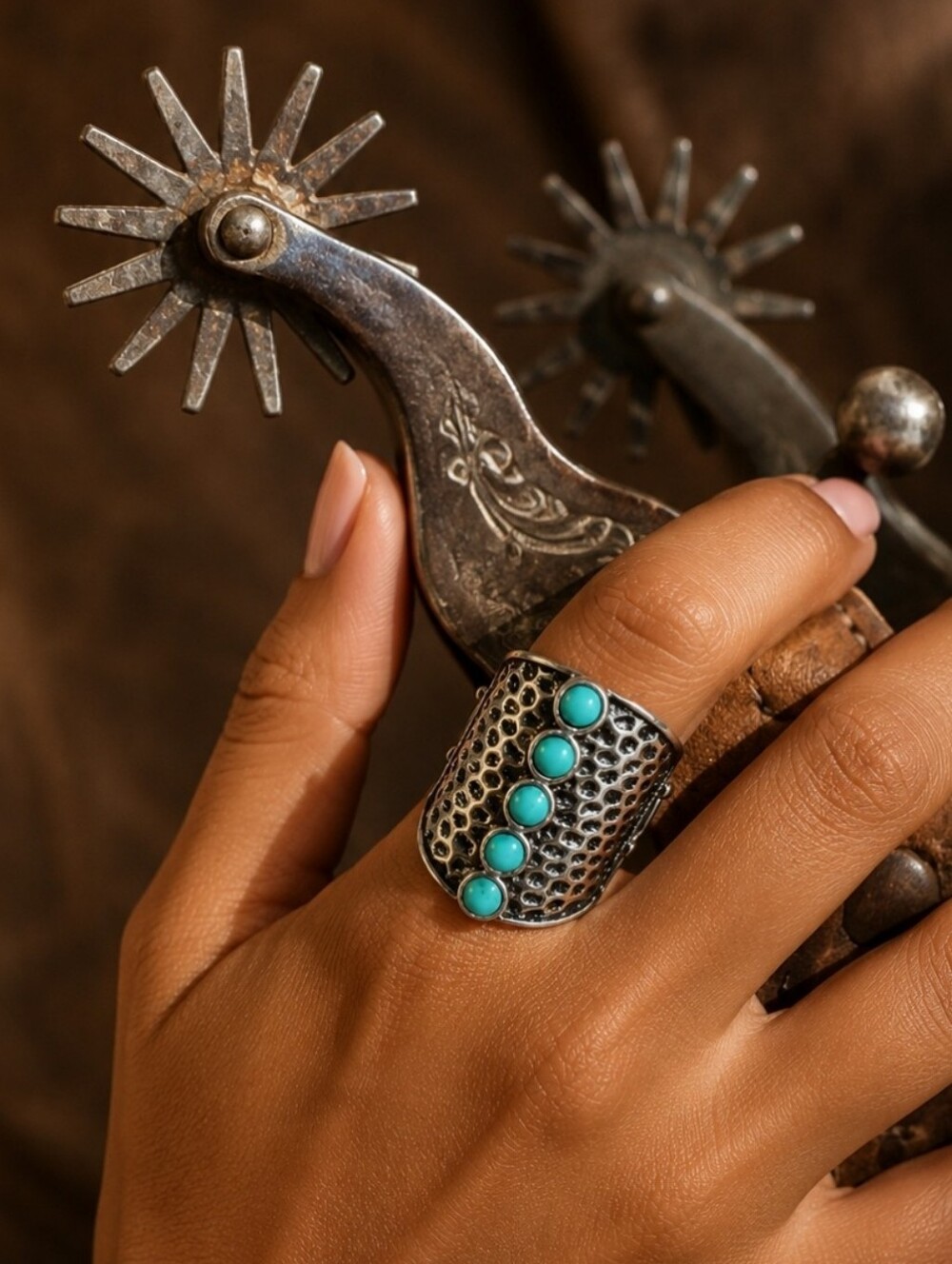 Faux Turquoise 5 Stone Silver Tone Hammered Stretch Ring Fashion Jewelry